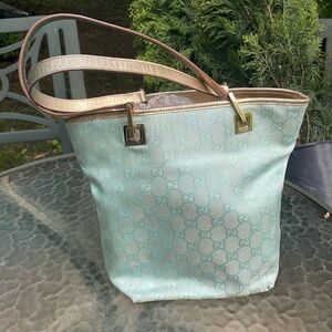 SALE ! Authentic Gucci Eclipse turquoise and gold mini tote !